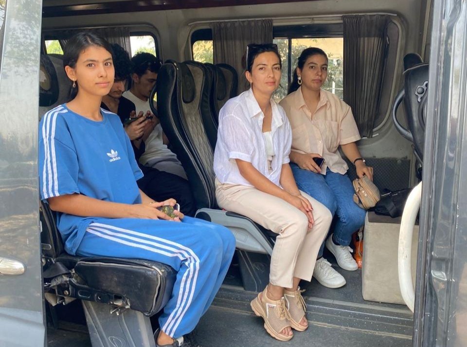 Daha 29 ailə Həsənriz kəndinə köçüb - FOTOLAR